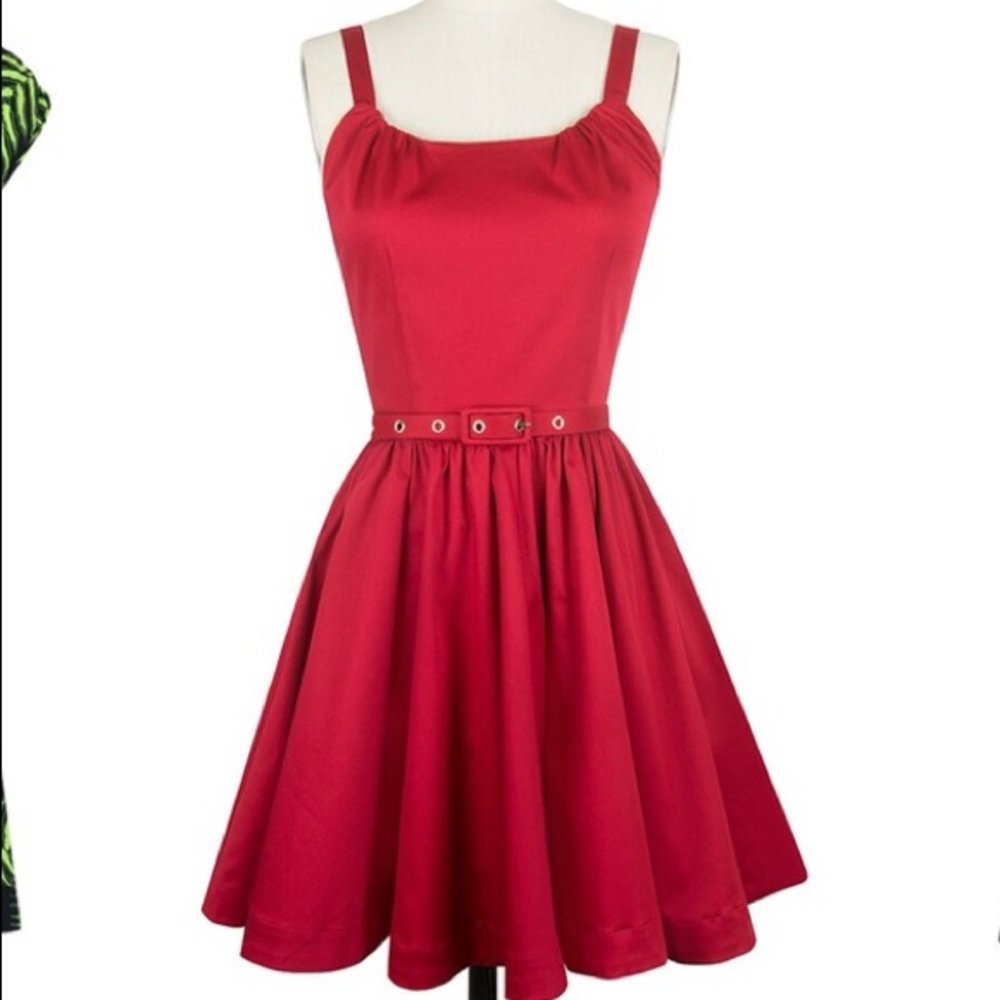 Trashy Diva Red Annette Mini a/belt SIZE 12